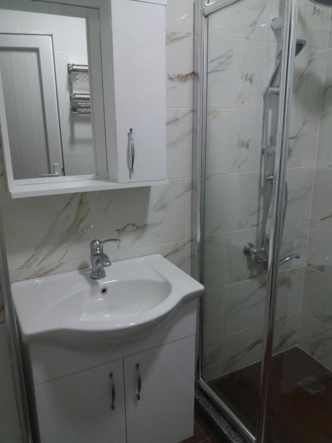 巴统Marina House公寓 外观 照片