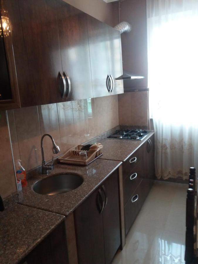 巴统Marina House公寓 外观 照片