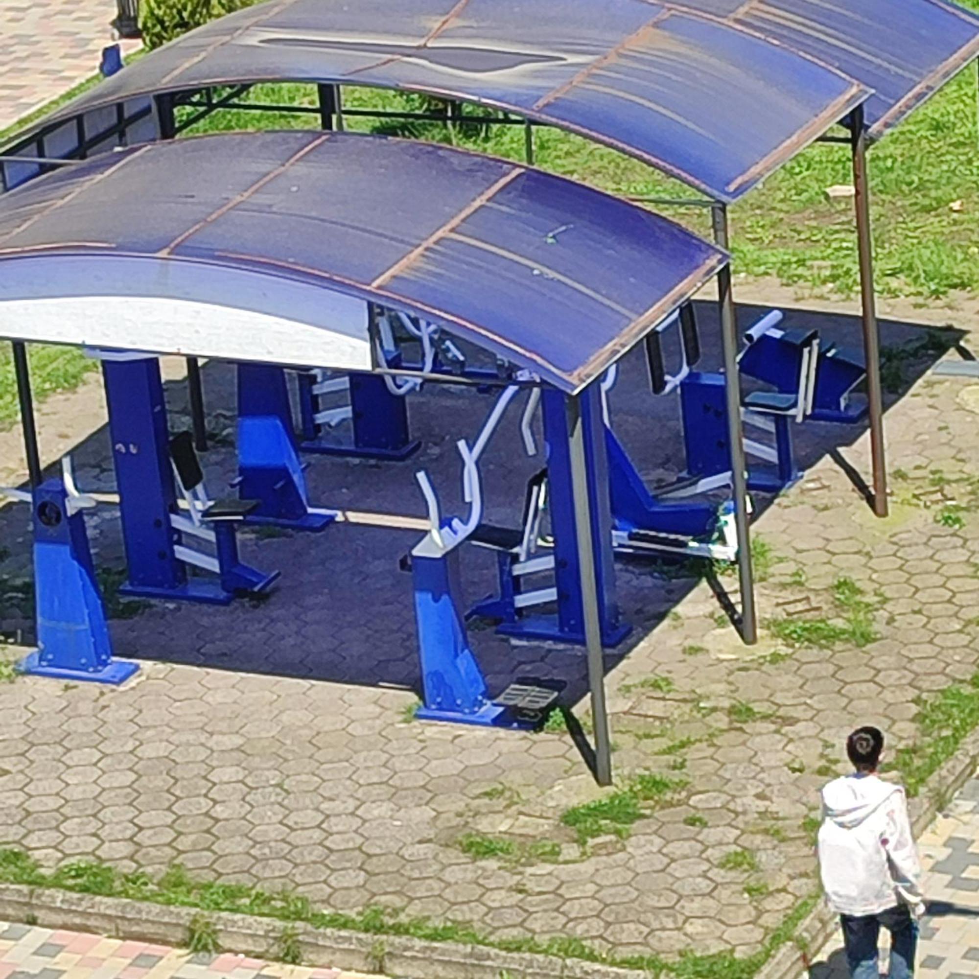 巴统Marina House公寓 外观 照片