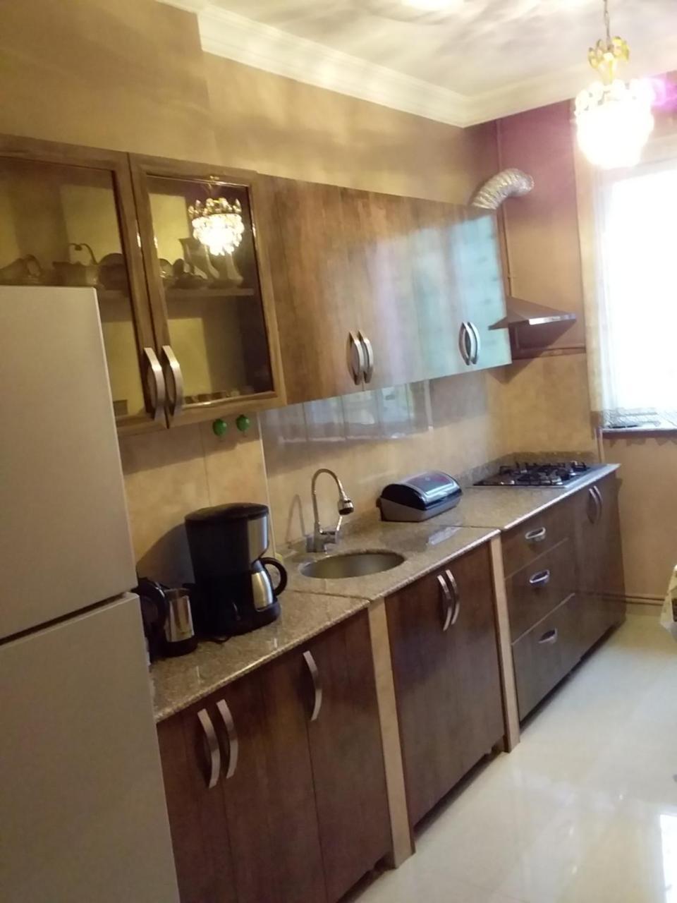 巴统Marina House公寓 外观 照片