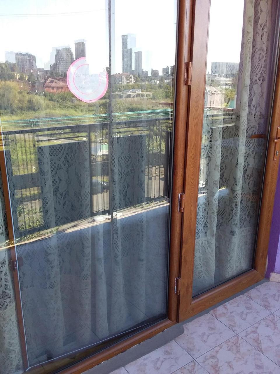 巴统Marina House公寓 外观 照片