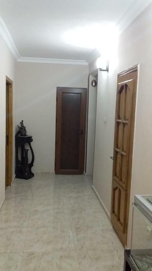 巴统Marina House公寓 外观 照片